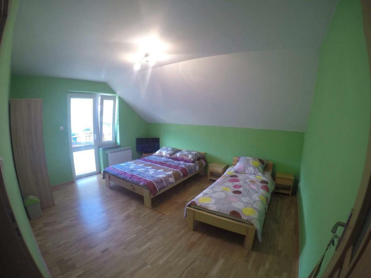 Noclegi U Gosi Ustrzyki Dolne Exteriör bild